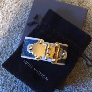 Louis Vuitton Jewelry - Brand New- Louis Vuitton Save It Monogram Bracelet Louis Vuitton Jewelry - Brand New- Louis Vuitton Save It Monogram Bracelet